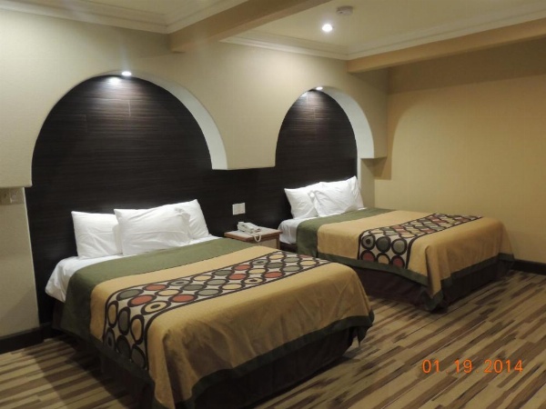 Reedley Inn image 16