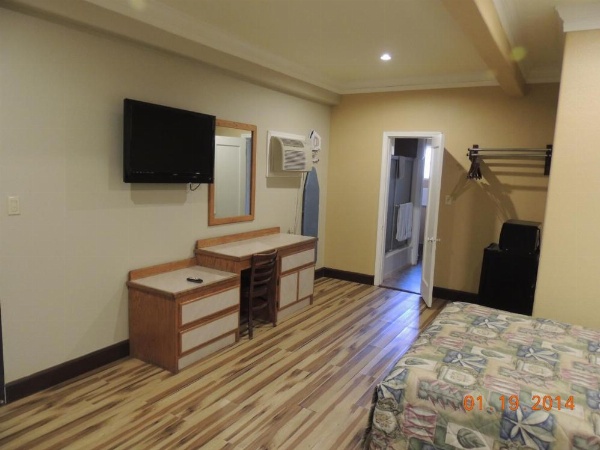 Reedley Inn image 19