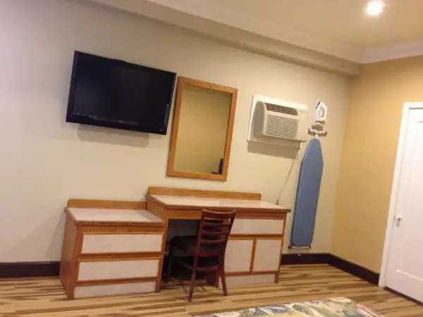 Reedley Inn Main image